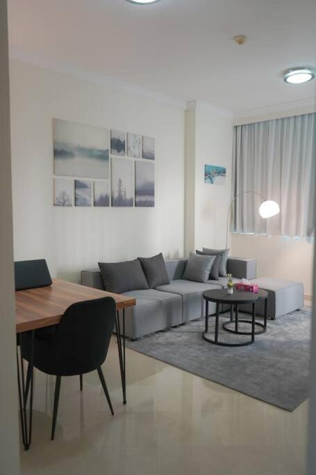 Step Into Serenity - Discover Modern Living In 1Br Apartment With Panoramic Views In Dubai Marina Near Jbr Walk, Beach And Bla Bla Club Exterior photo
