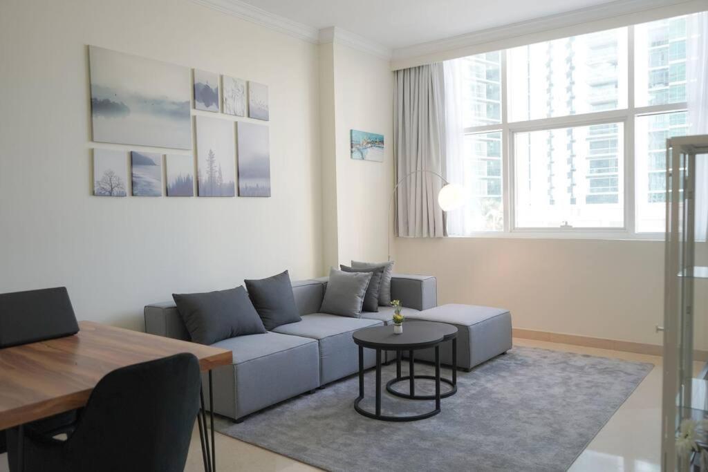 Step Into Serenity - Discover Modern Living In 1Br Apartment With Panoramic Views In Dubai Marina Near Jbr Walk, Beach And Bla Bla Club Exterior photo