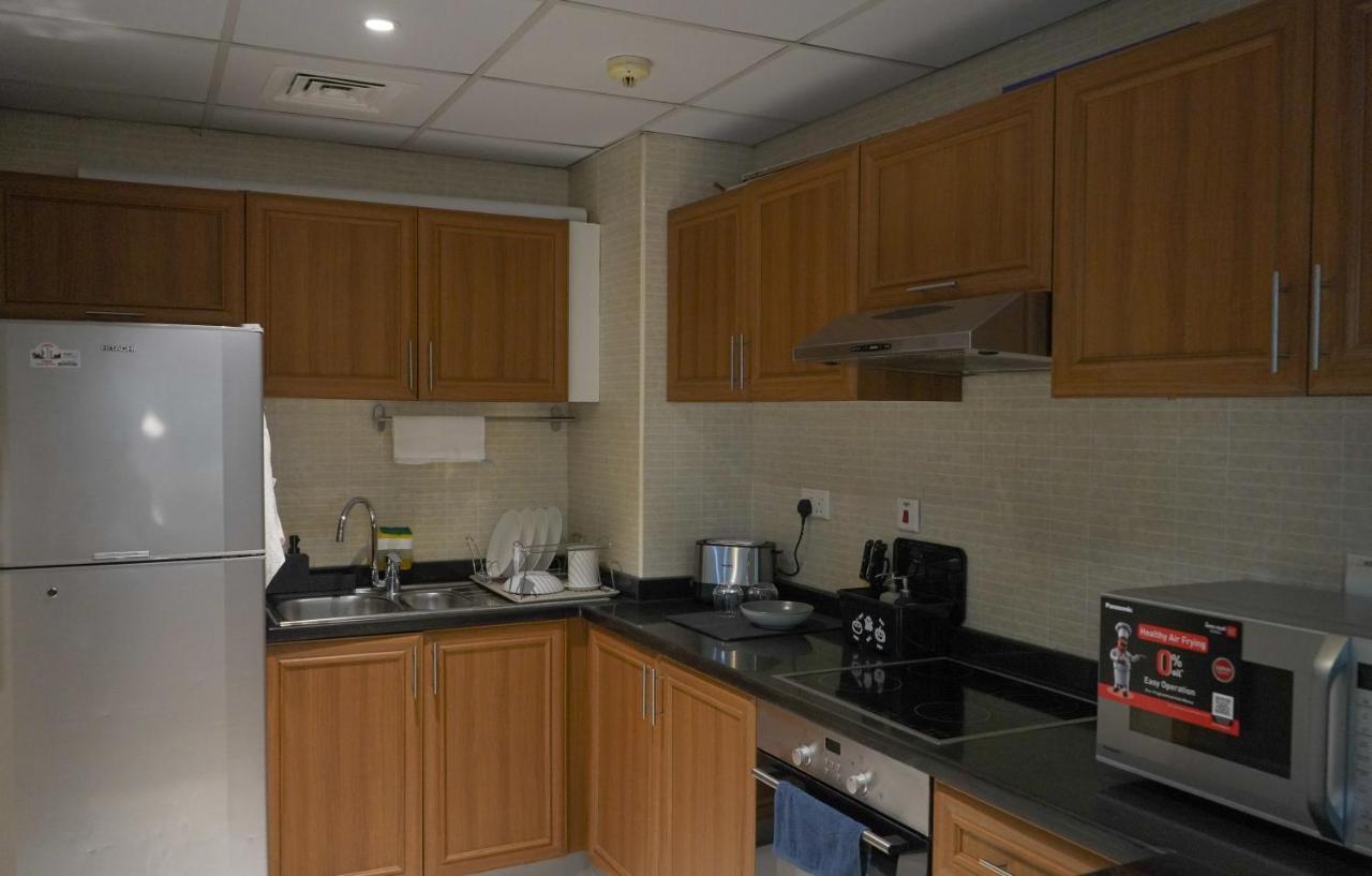 Step Into Serenity - Discover Modern Living In 1Br Apartment With Panoramic Views In Dubai Marina Near Jbr Walk, Beach And Bla Bla Club Exterior photo